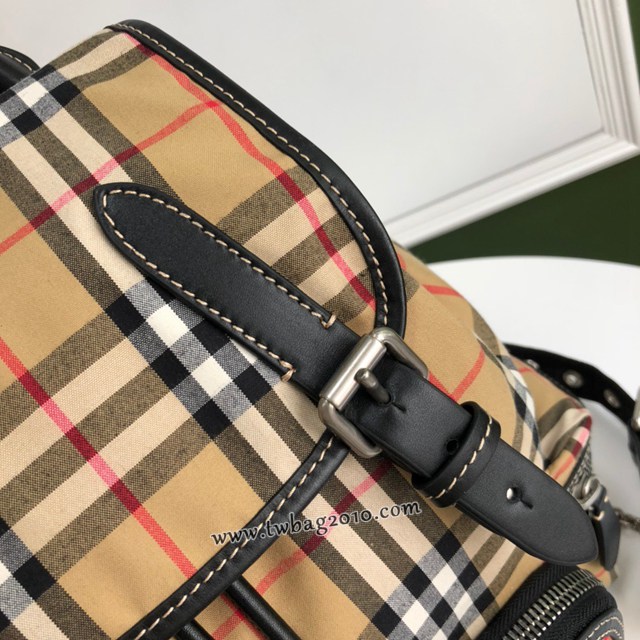 Burberry專門店新款中號Vintage格紋斜背式軍旅背包 巴寶莉男士女士後背包 yxb1389